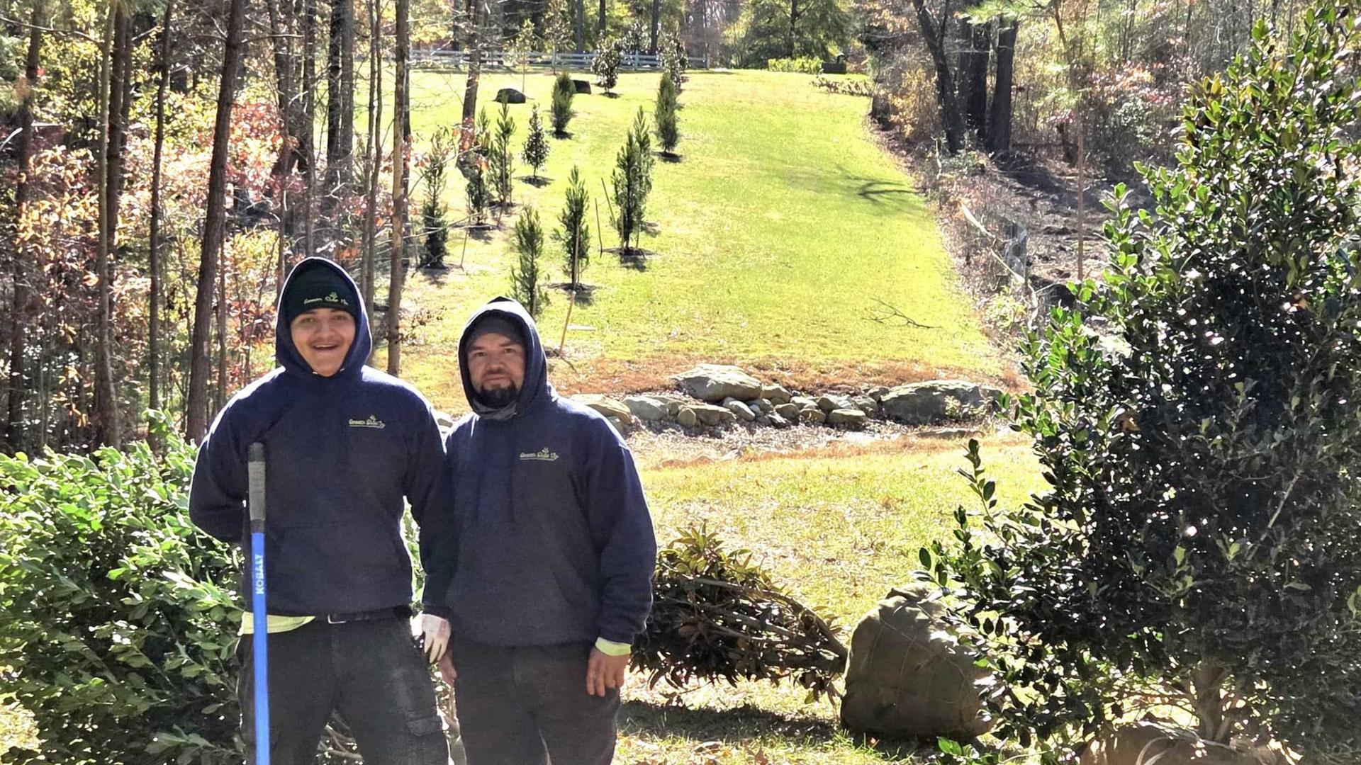 How to Find a Reliable Landscaper